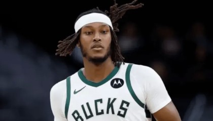 ESPN预测明日比赛：步行者胜率为53.1%，雄鹿胜率为46.9%